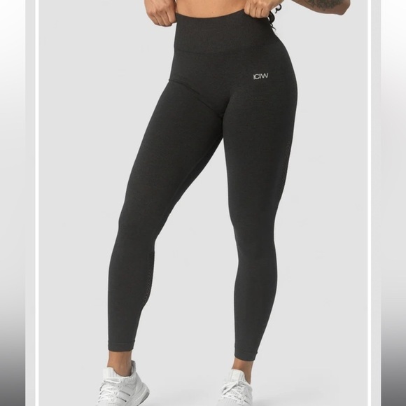 ICIW Pants - ICIW Leggings Queen Mesh Seamless Black Size Small